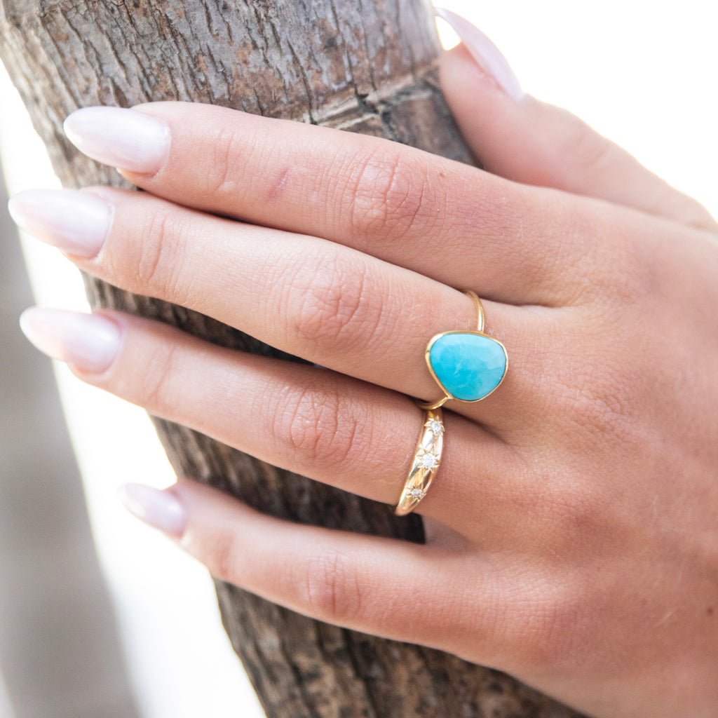 18k Bezel Set Boho Organic Oval Shaped Turquoise Ring