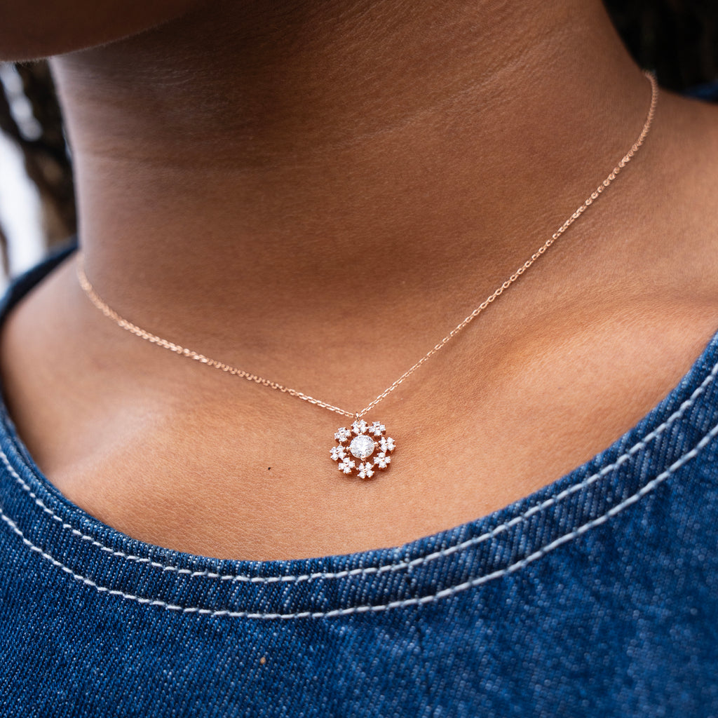 Naomi Flower Necklace in Rose Gold