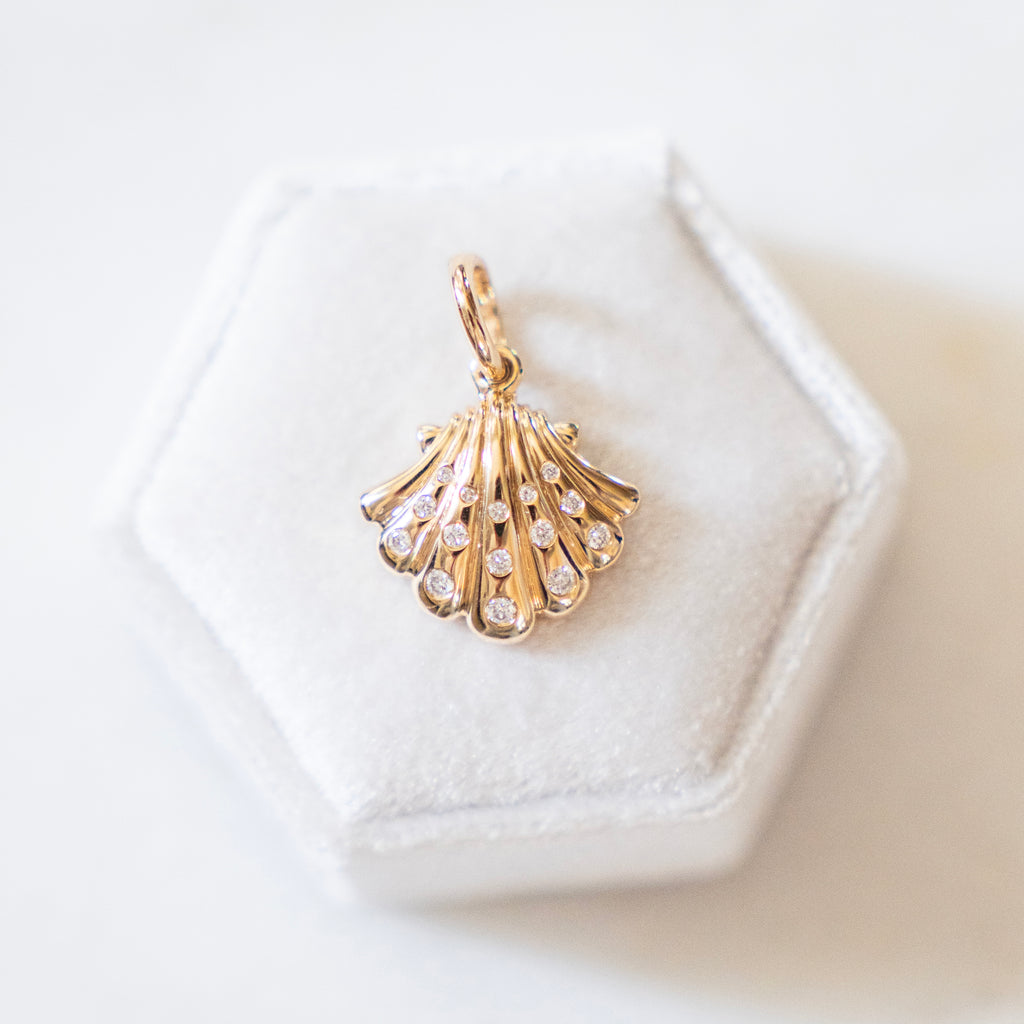 14k Yellow Gold and Diamond Seashell Charm Pendant